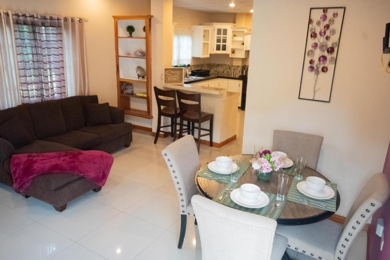 Stacys Place #1 2 Bedroom Apartment Port of Spain المظهر الخارجي الصورة